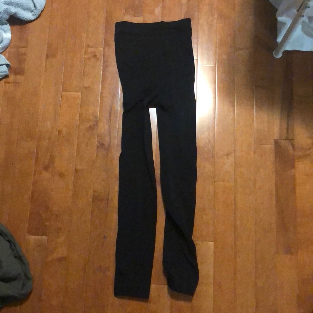 Black leggings